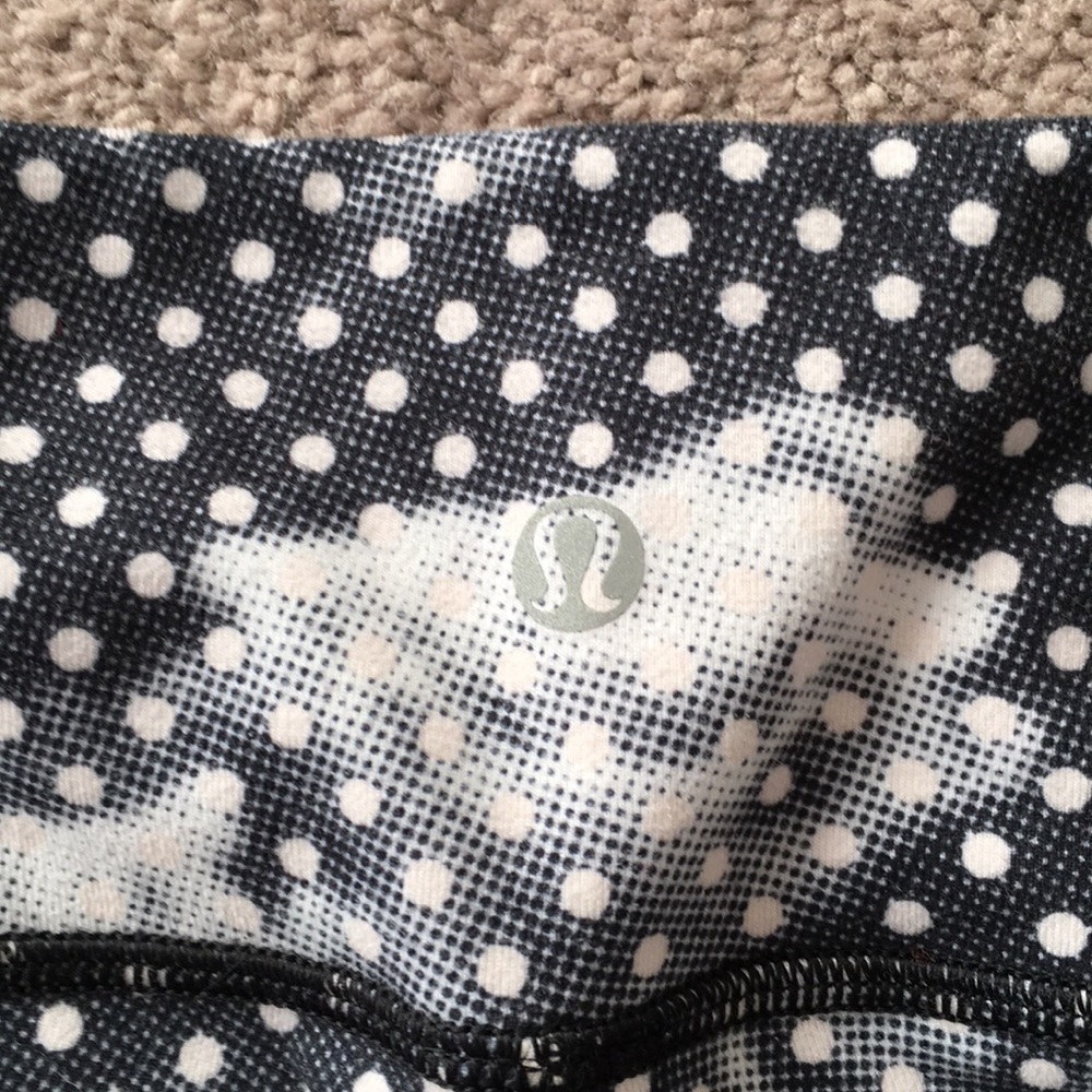 Lululemon Crops - Picture 3 of 3